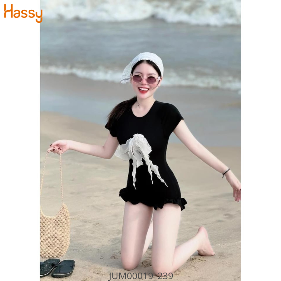 Hassy | Jum đen cổ tròn đính voan nơ trắng ngực kèm tua băng KT | Hassy.vn - Thời trang nữ hot trend